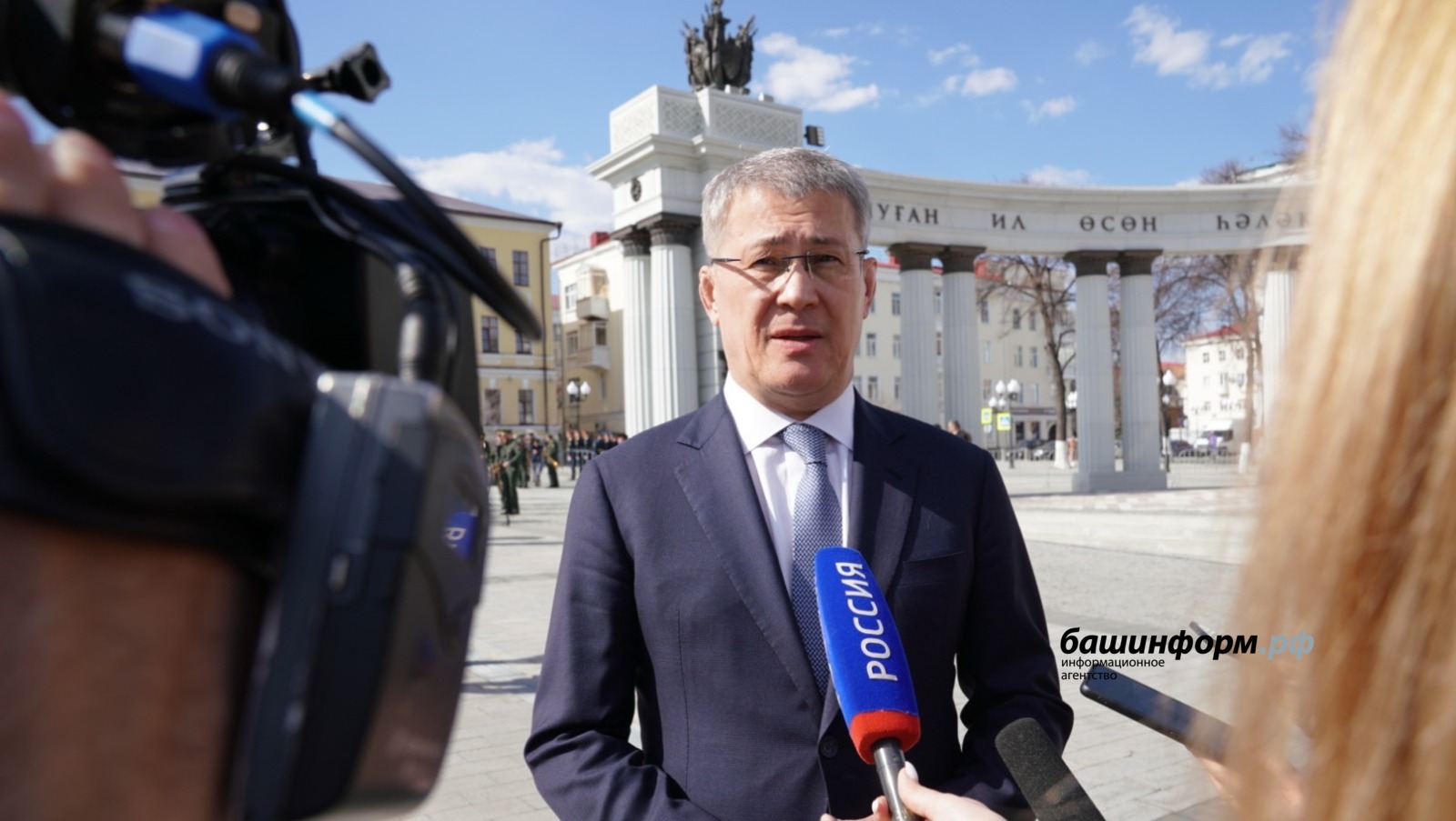 Олег Яровиков
