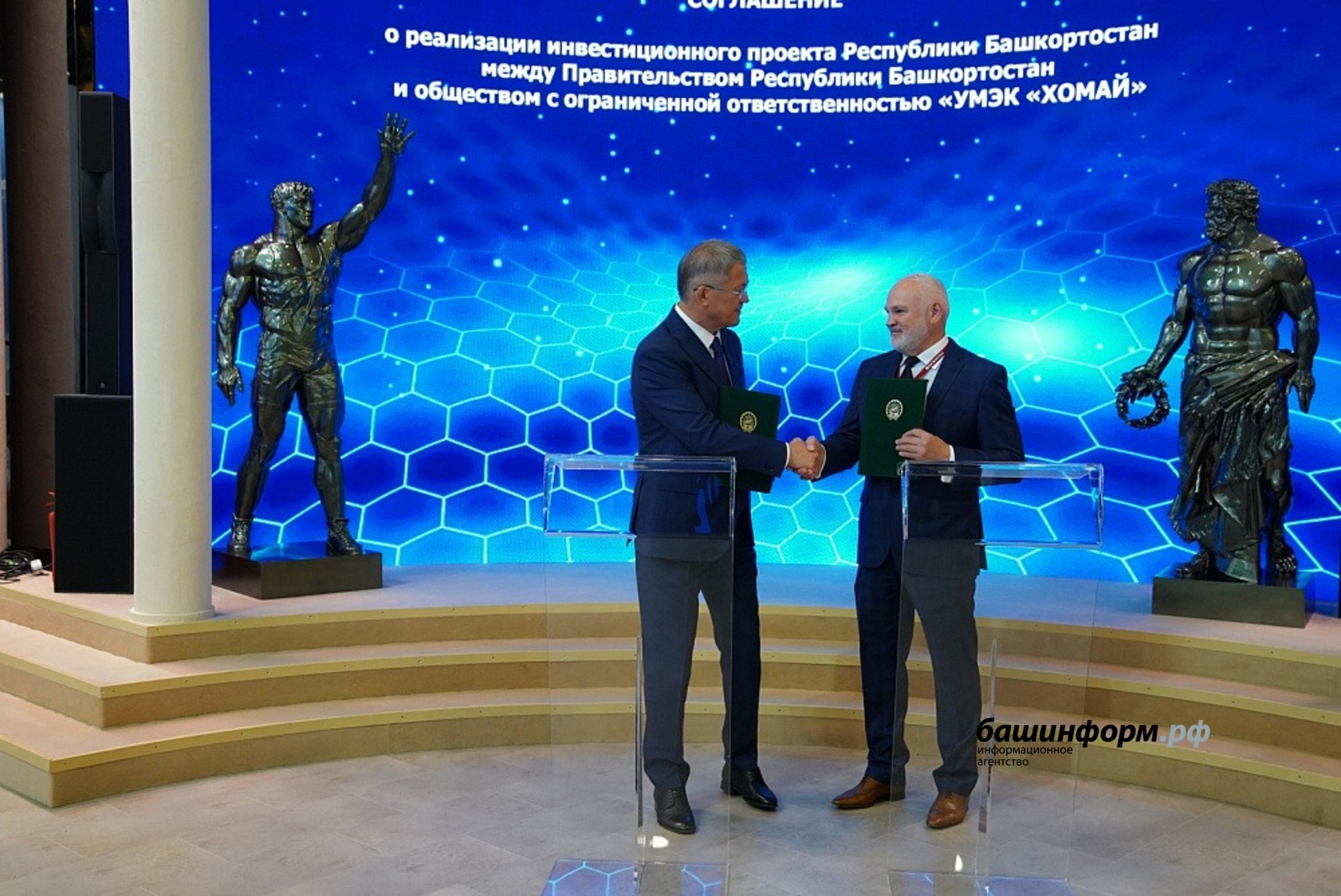 Олег Яровиков