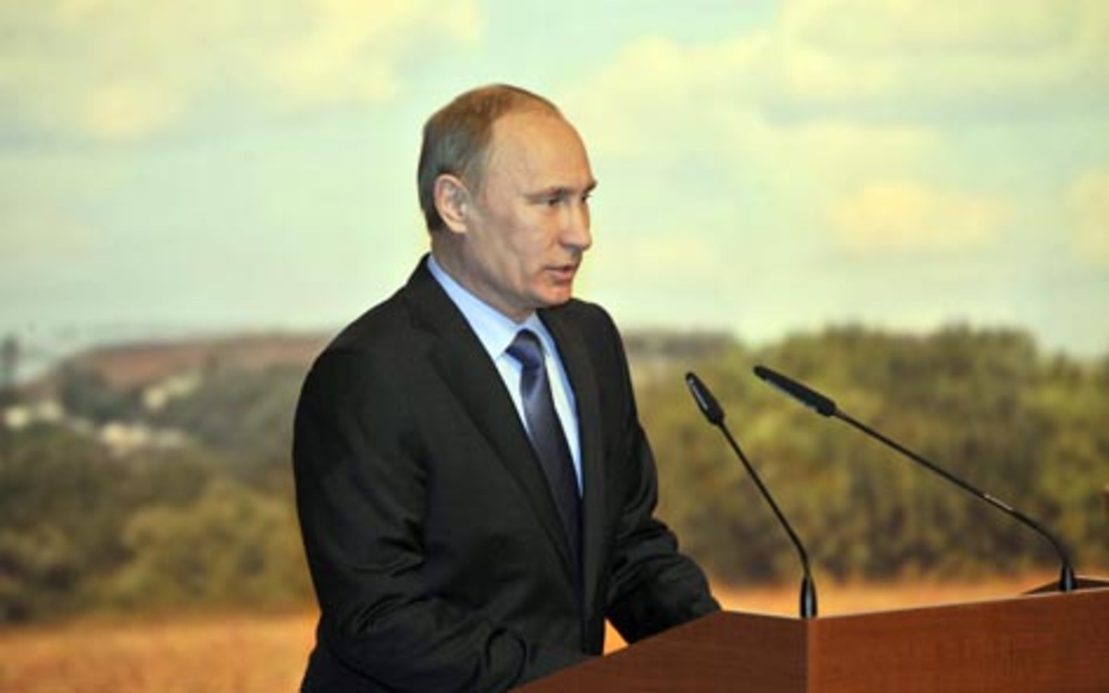 В. Путин: «Вступление в ВТО открывает для села новые возможности».