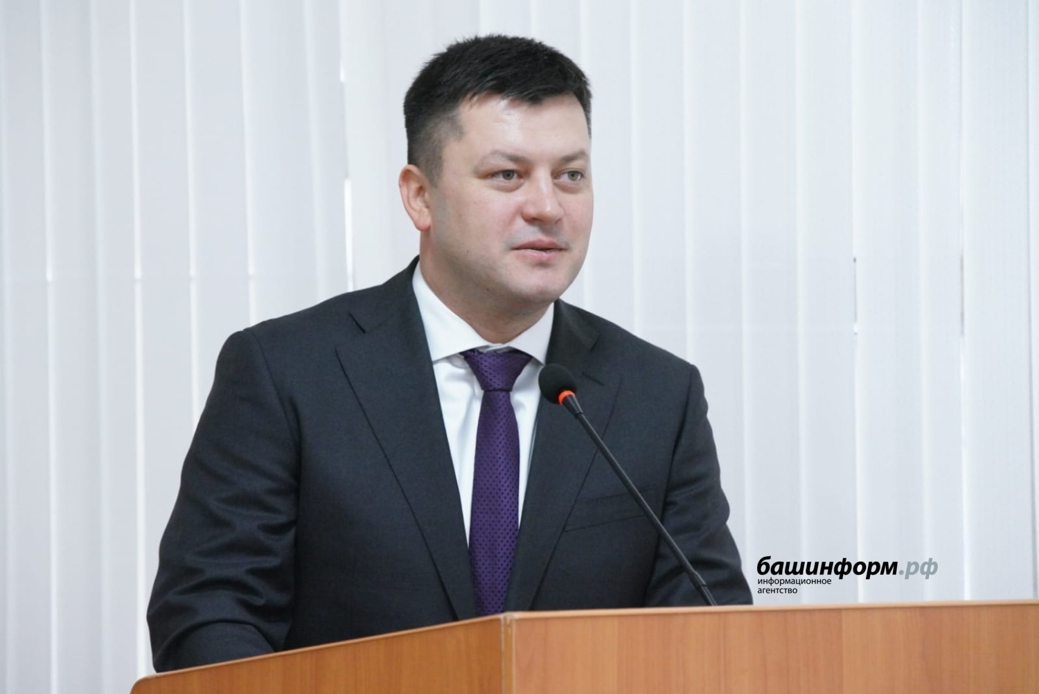 Олег Яровиков  Ратмир Мавлиев