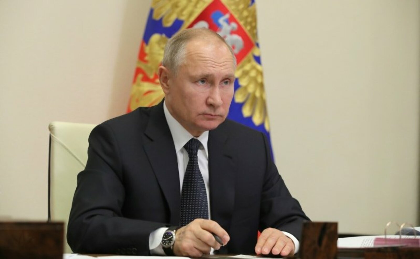 Путин установил новый порядок выплат по госдолгу