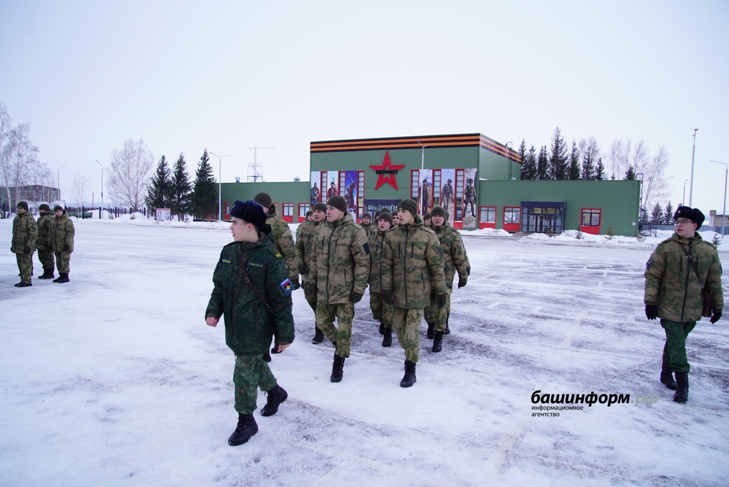 Олег Яровиков