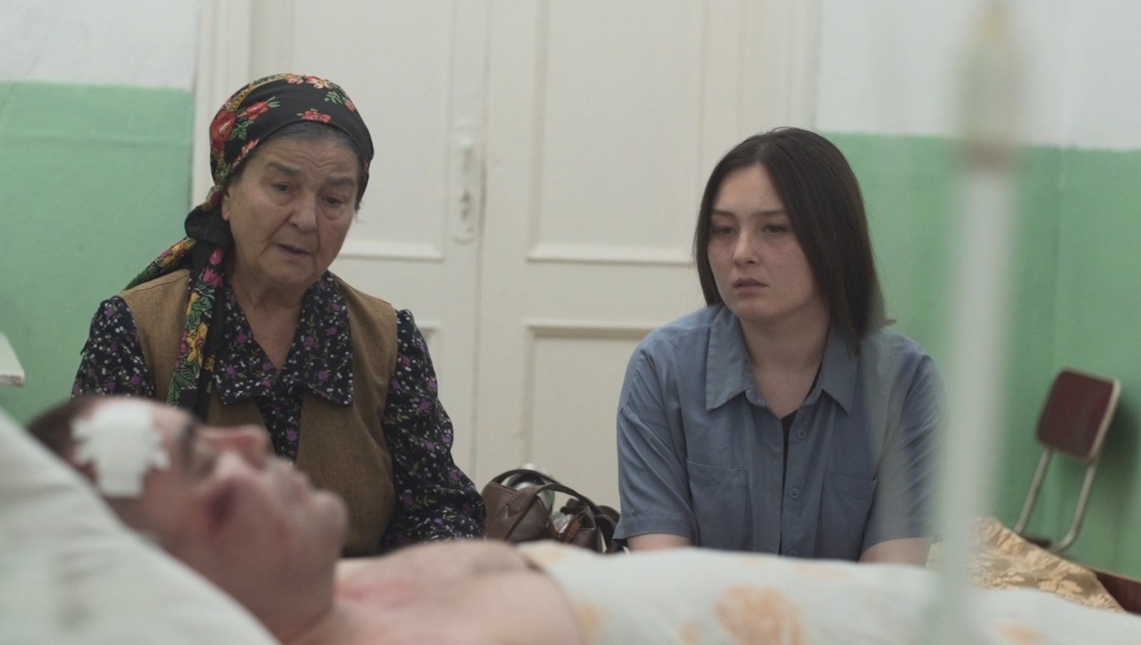 кадр из фильма «Бетеү»