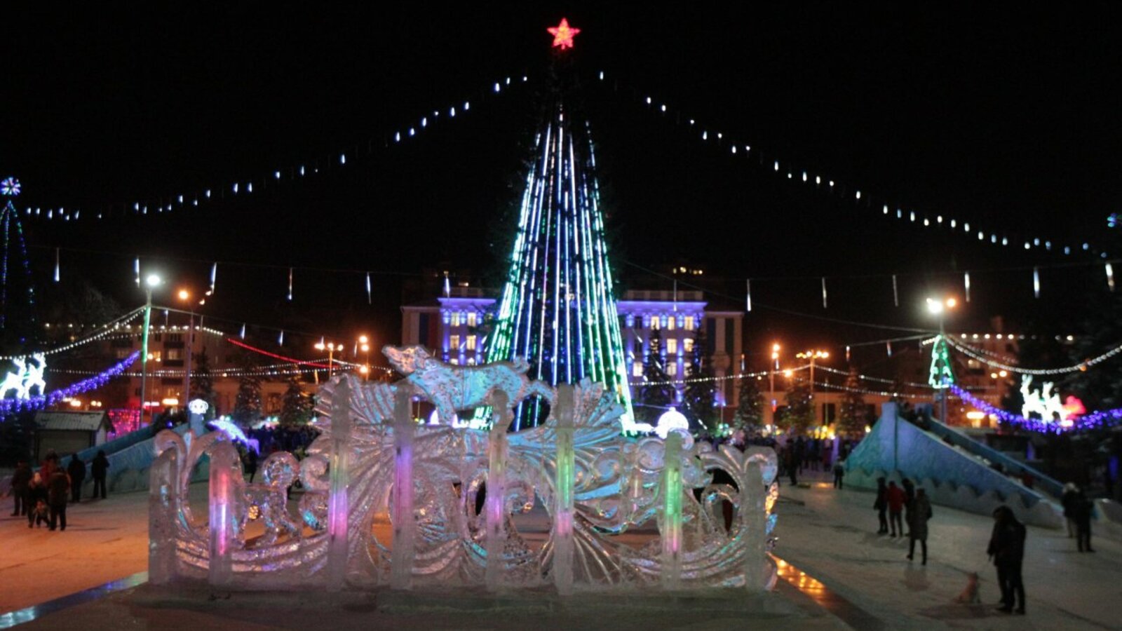 Олег Яровиков