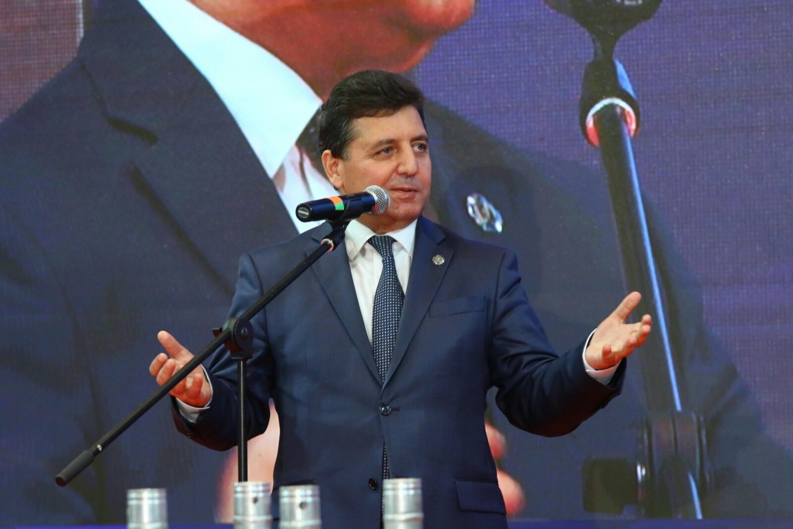 Валерий Шахов