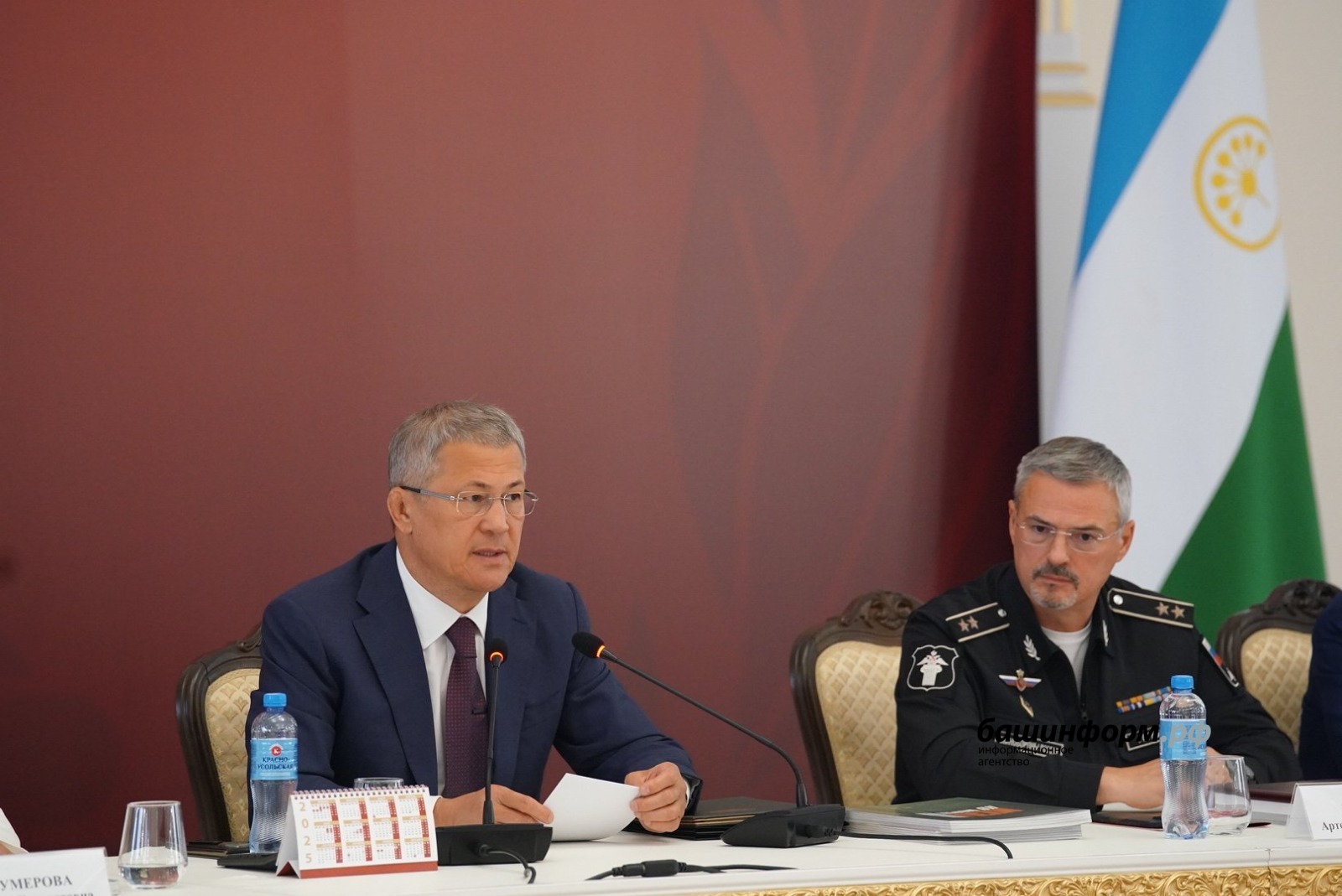 Олег Яровиков