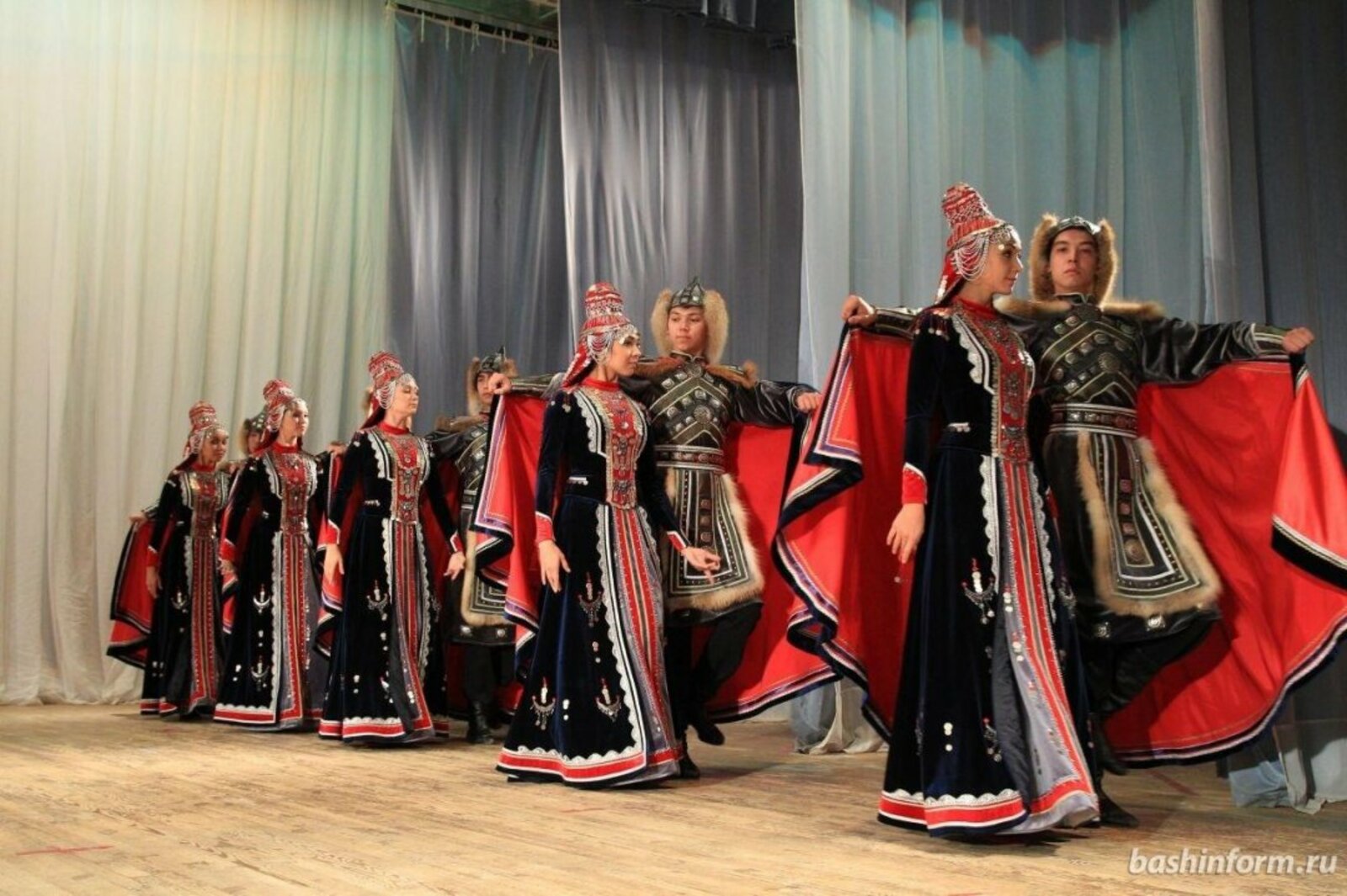 Олег Яровиков