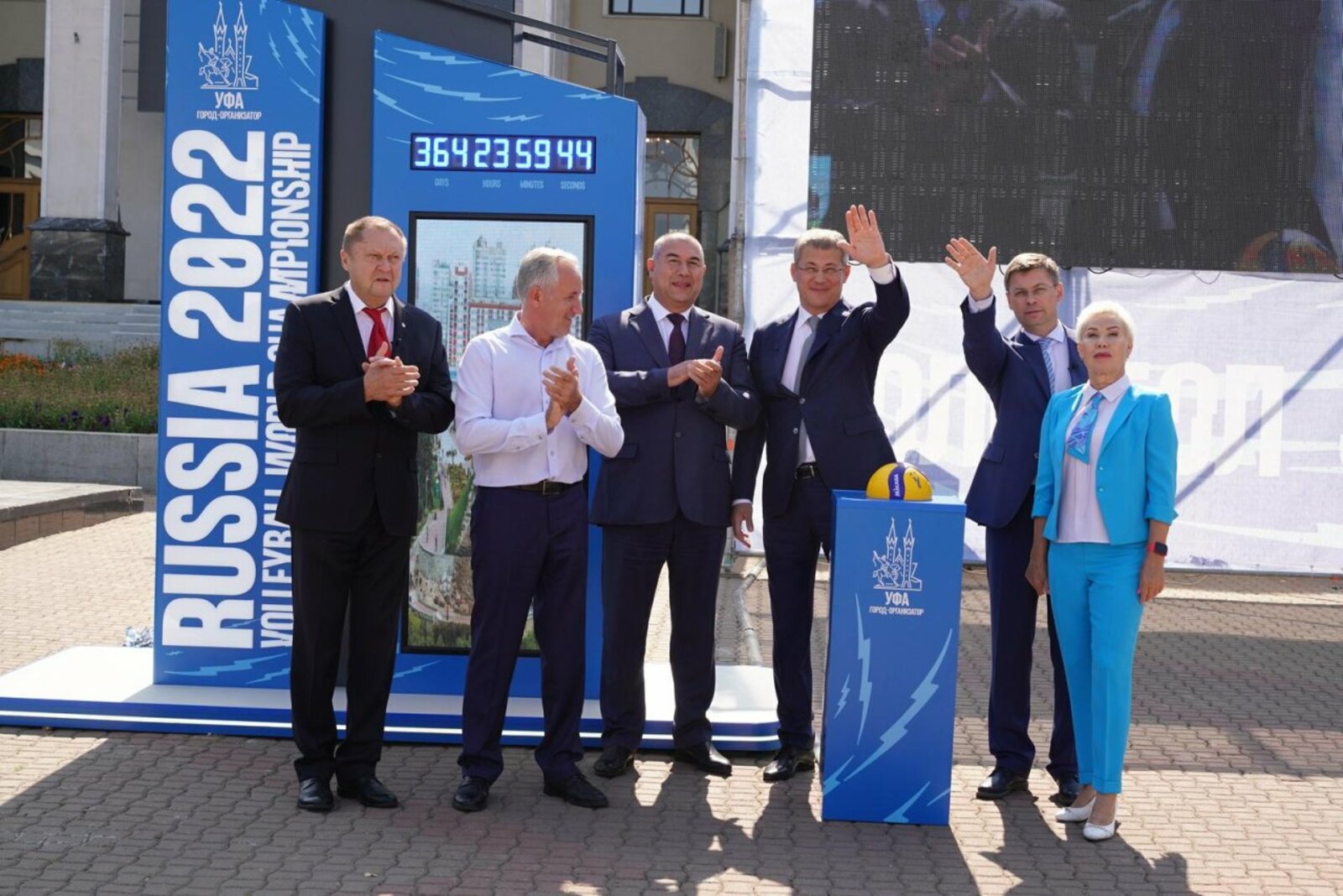 Олег Яровиков