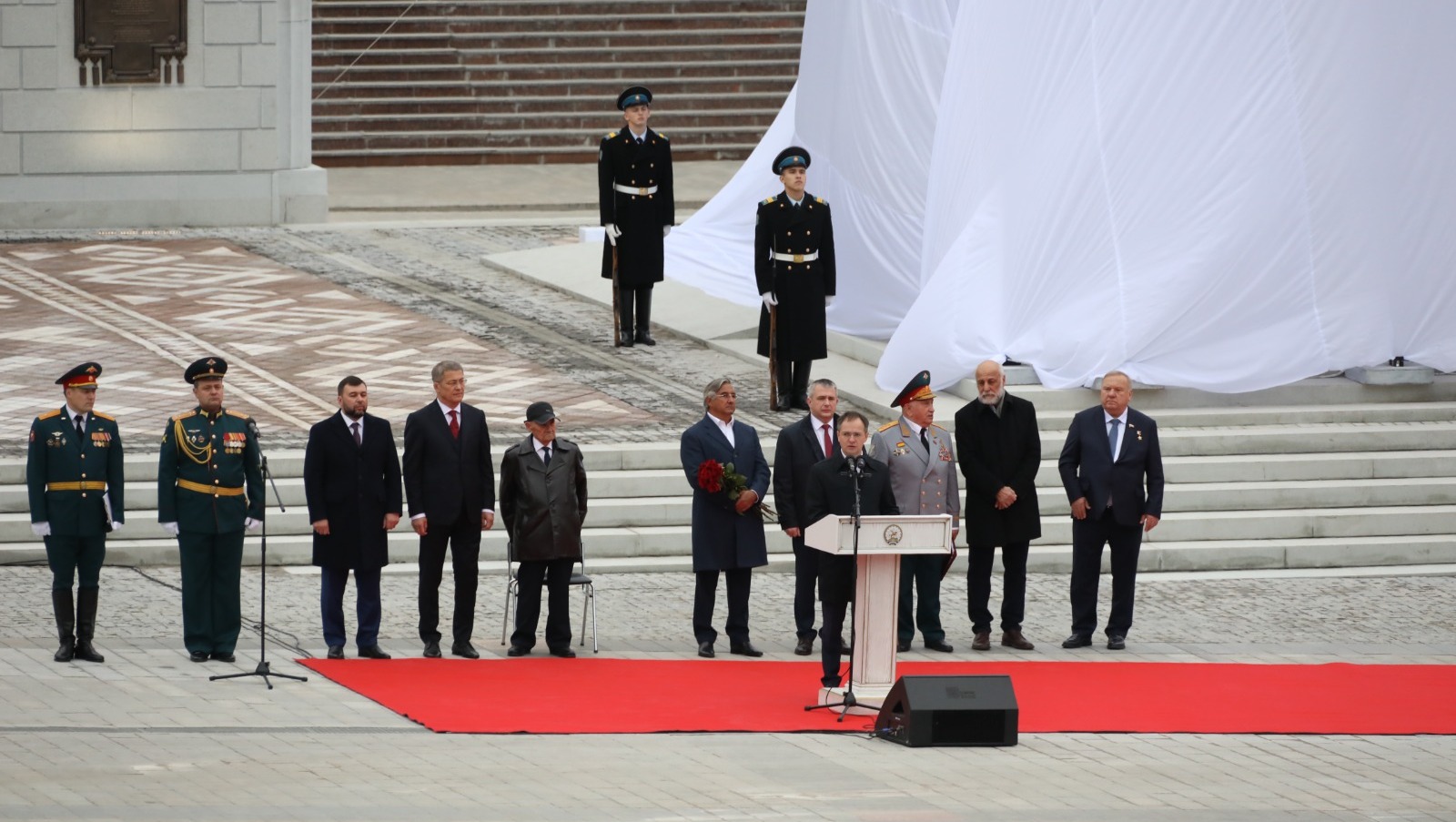 Валерий Шахов