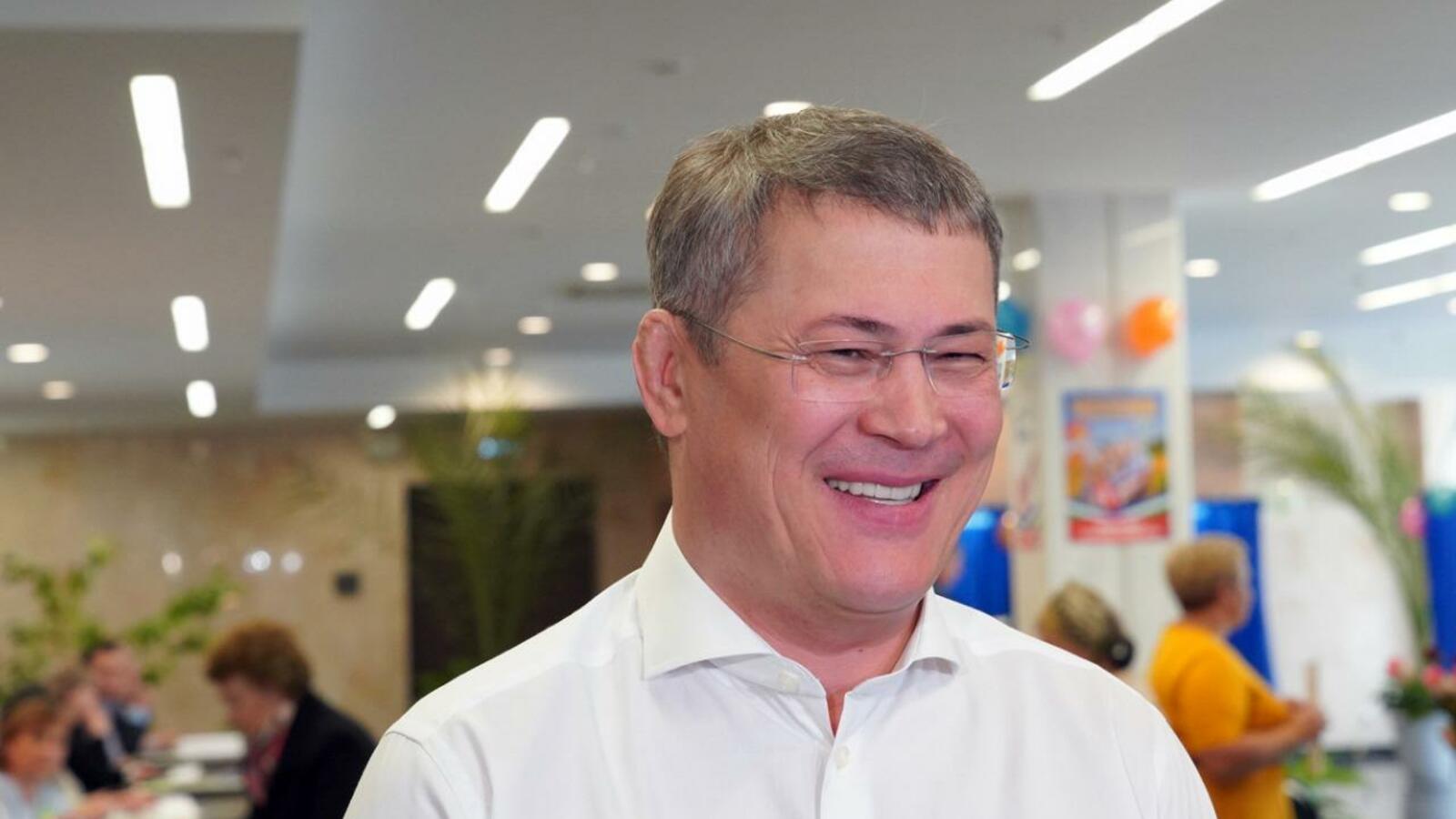 Олег Яровиков