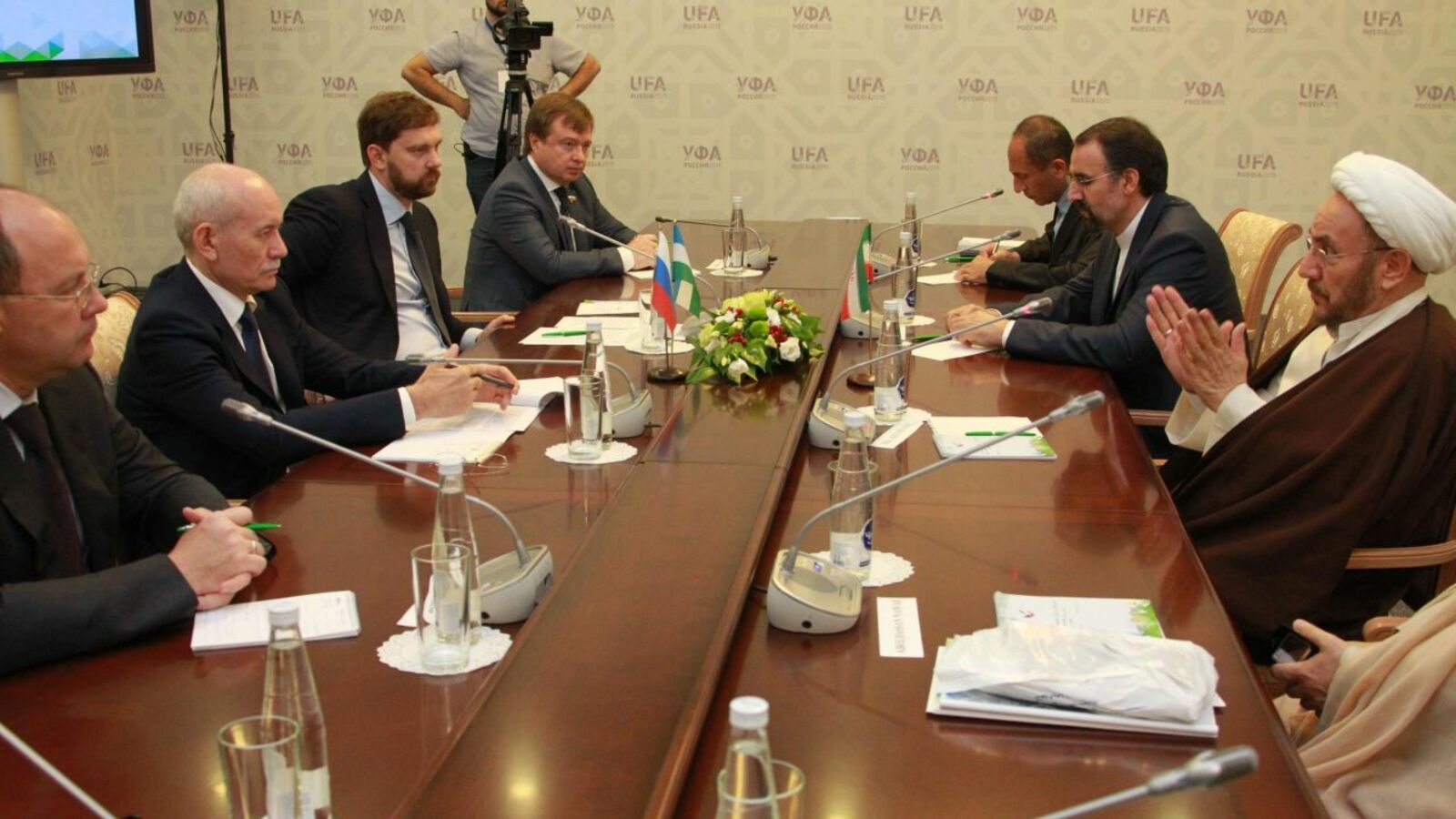 Олег Яровиков