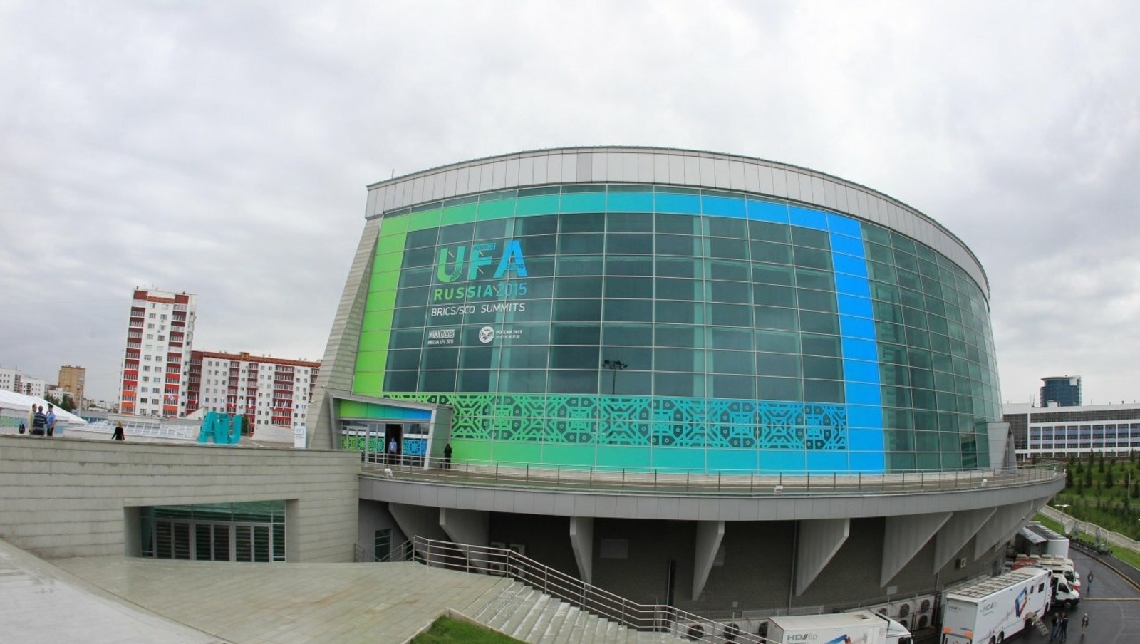 Олег Яровиков