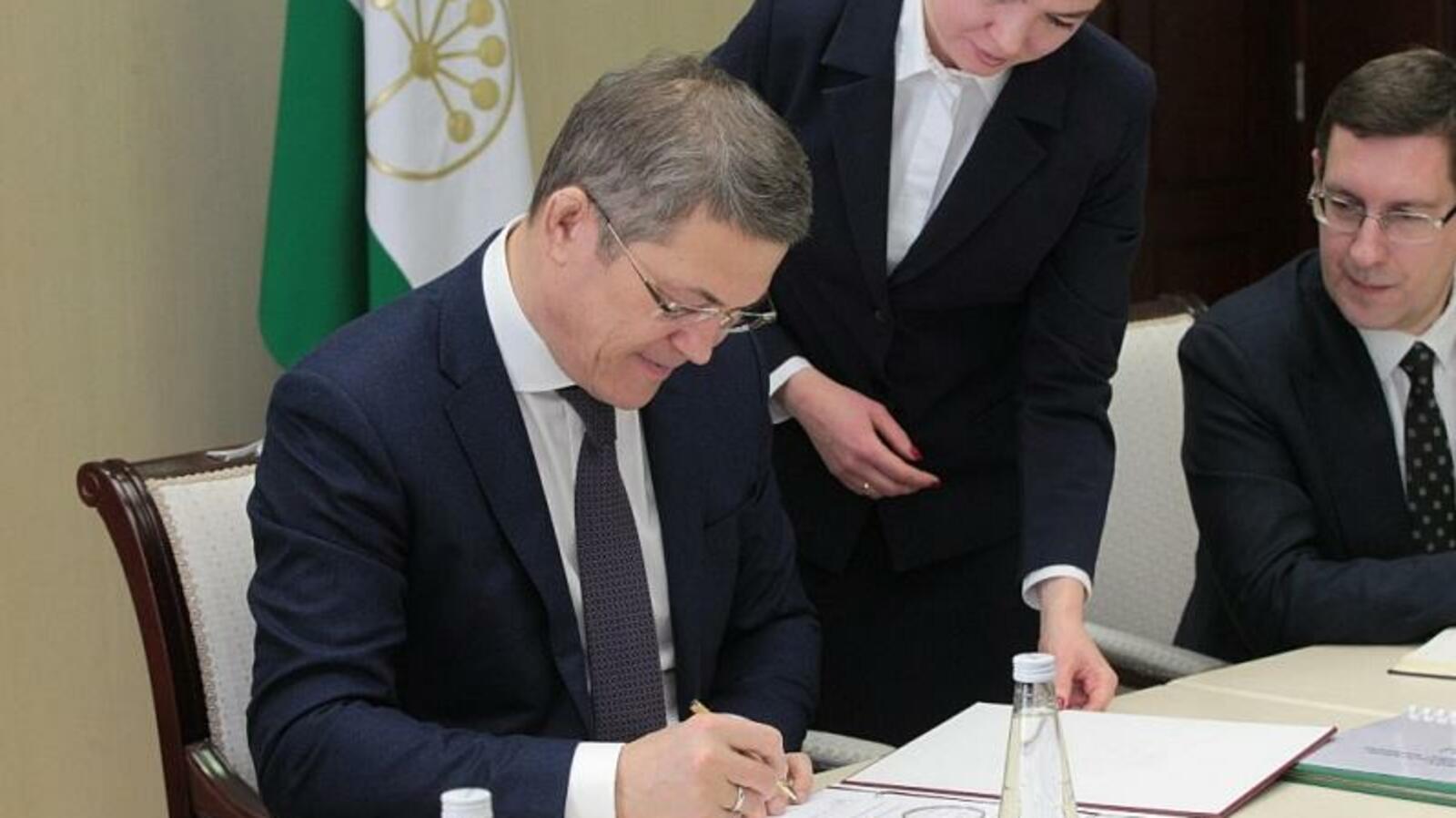 Олег Яровиков