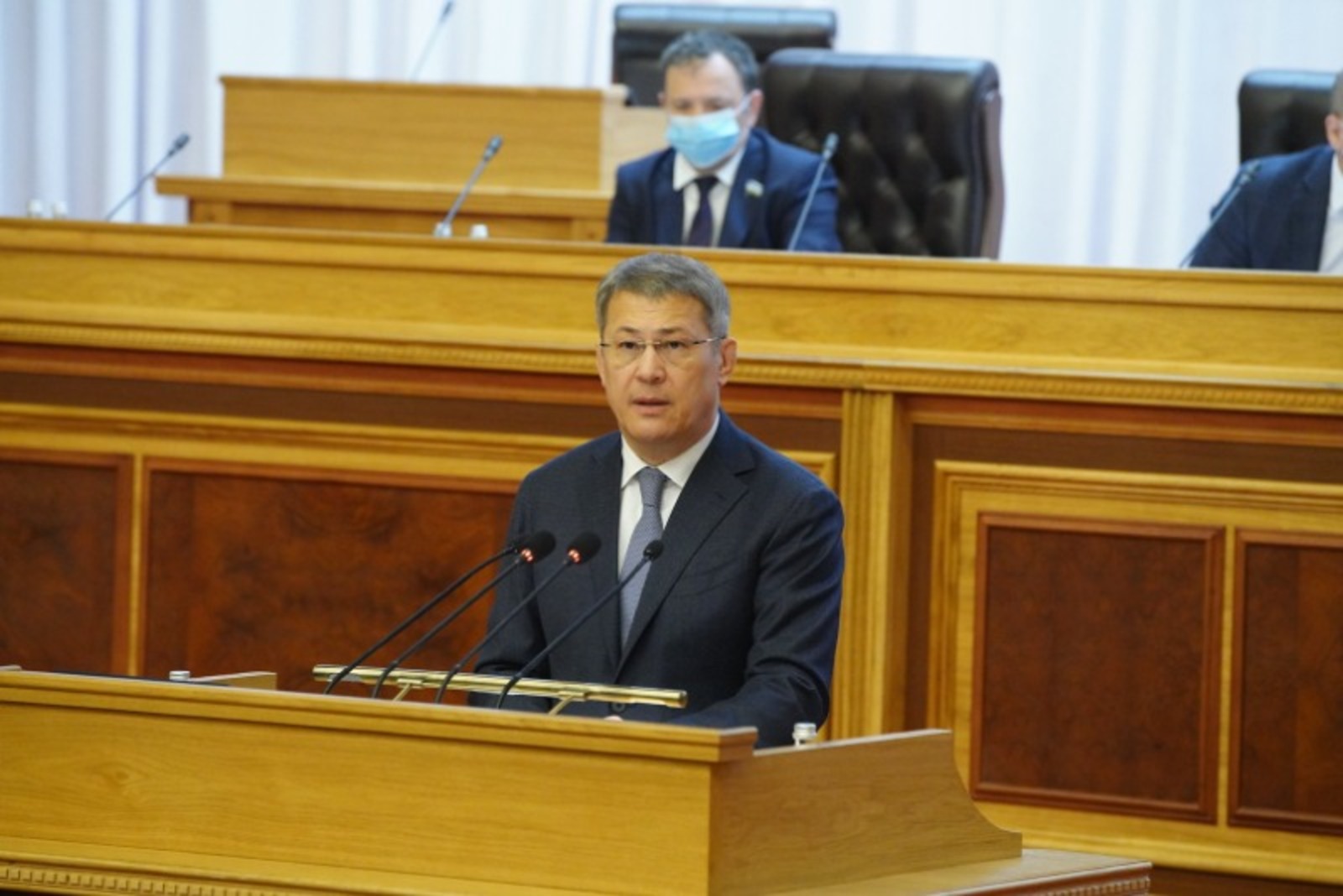 Олег Яровиков