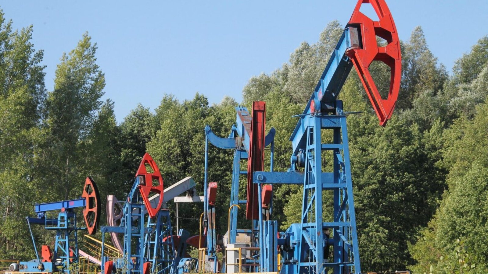 Олег Яровиков