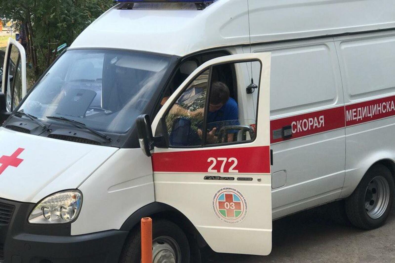 автор