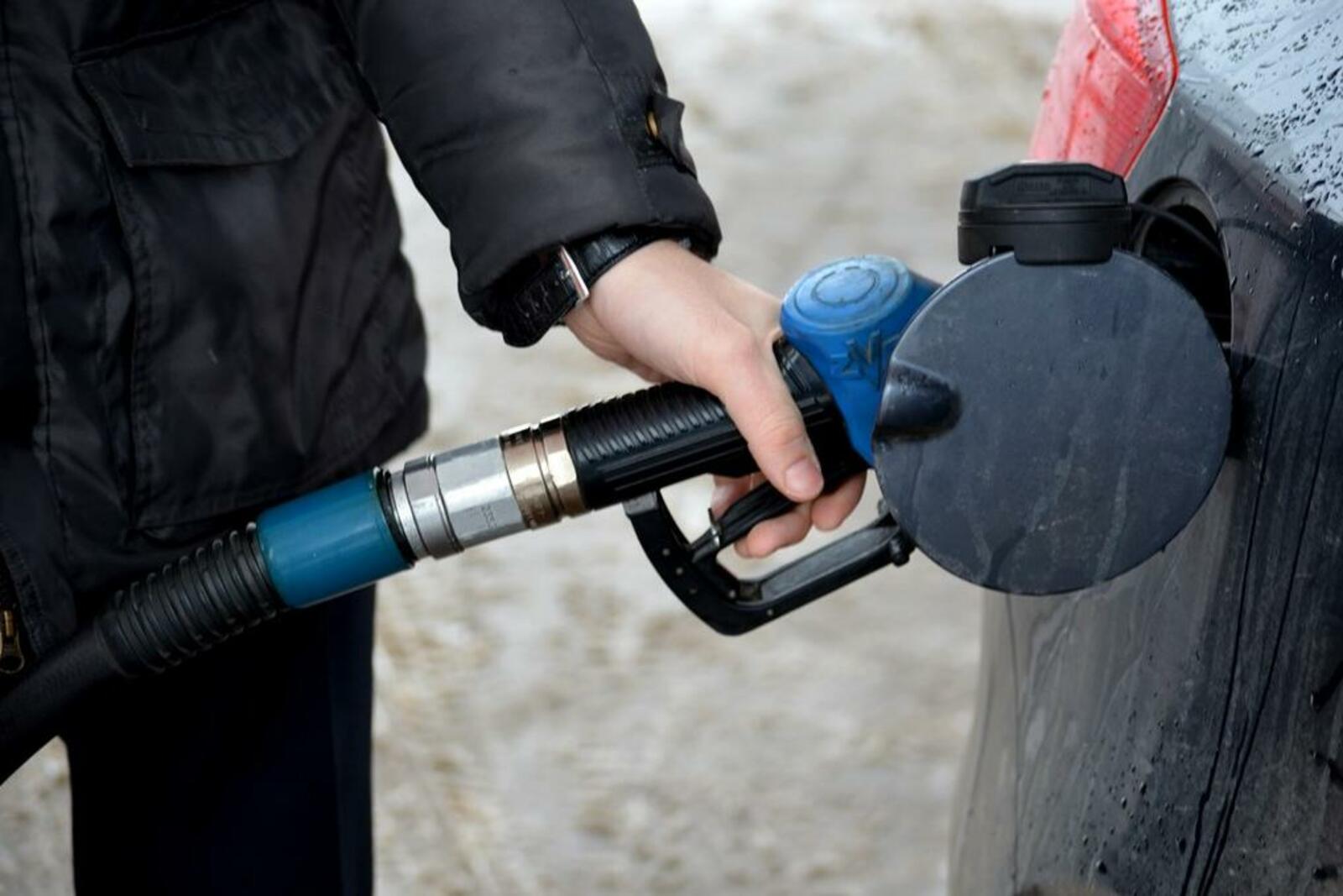 автор