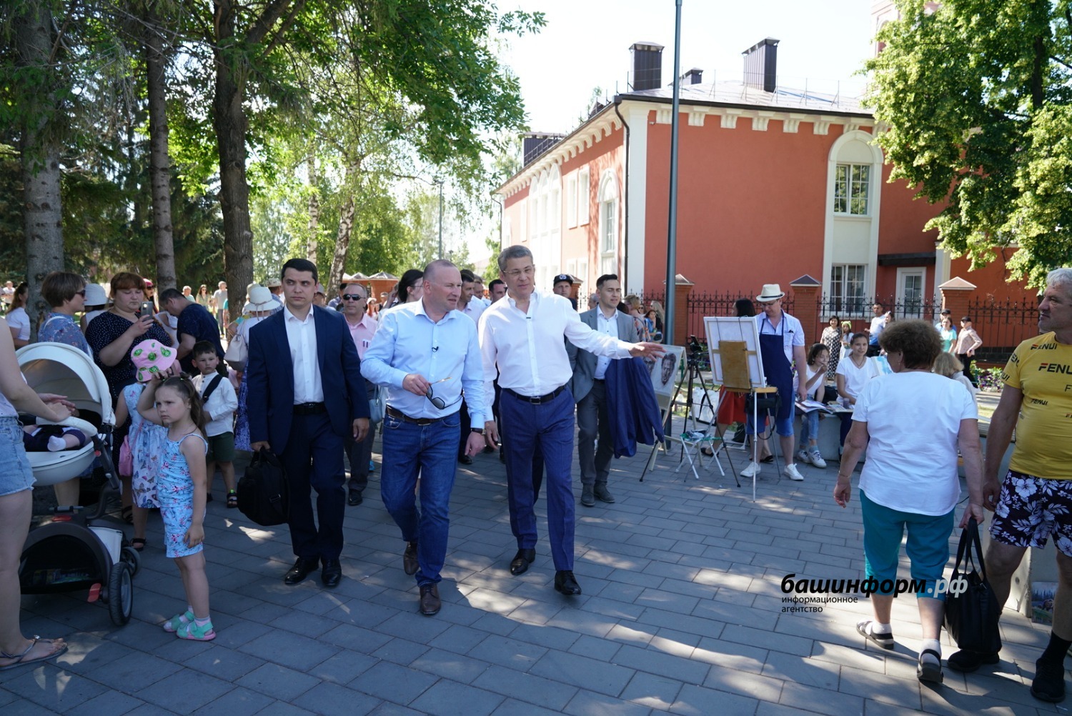 Олег Яровиков