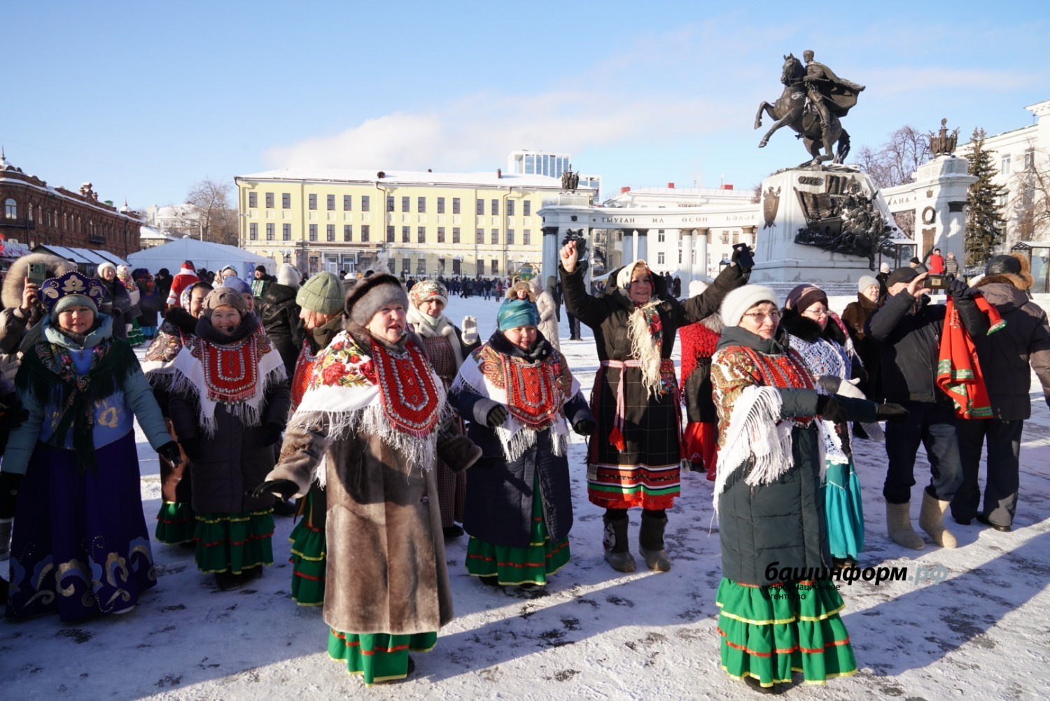 Олег Яровиков