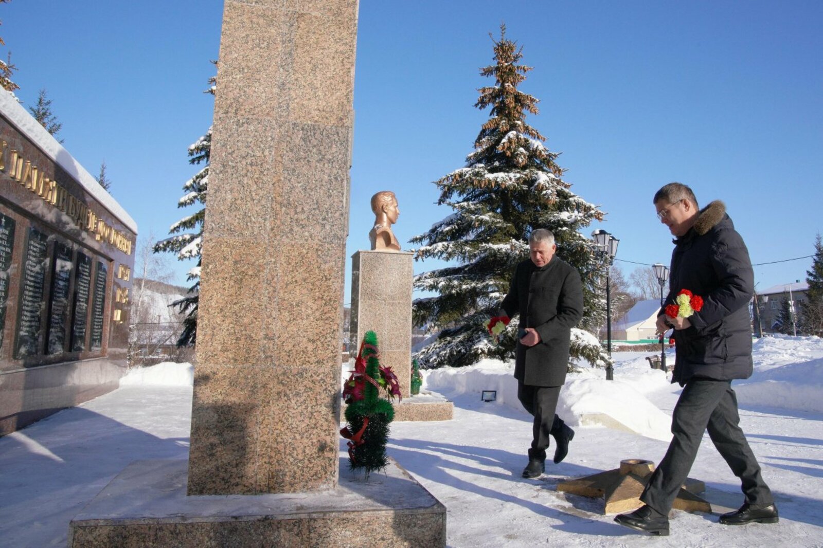 Олег Яровиков