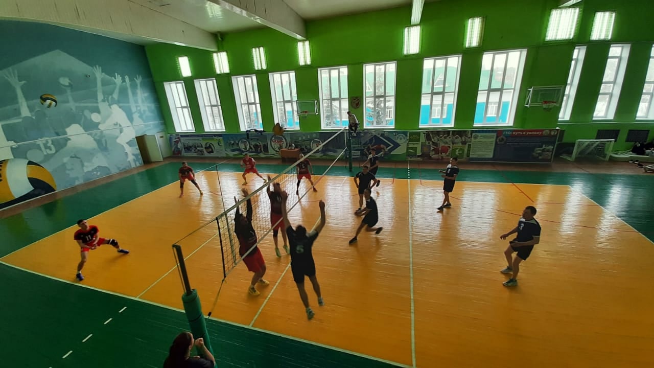 Зианчуринские волейболисты - в десятке по республики