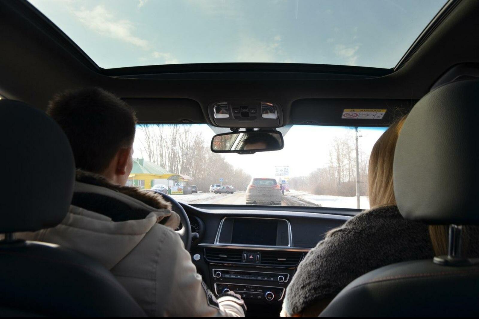 автор