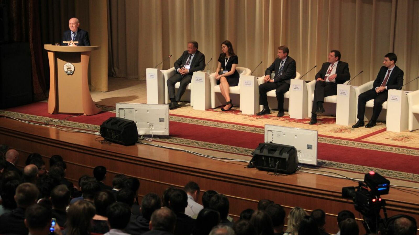 Олег Яровиков