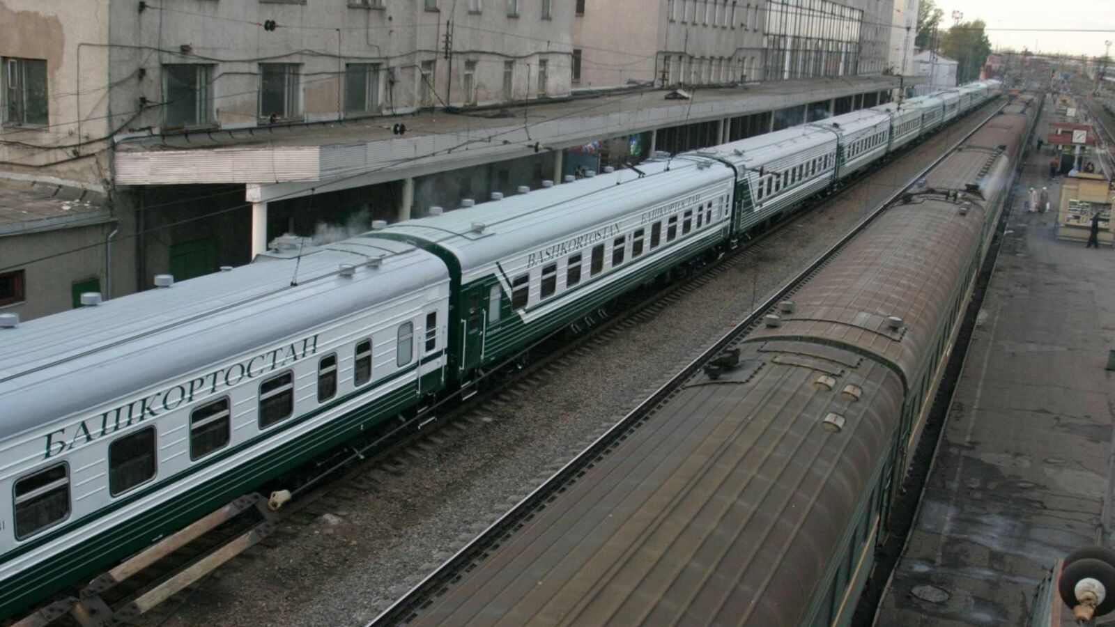 Олег Яровиков