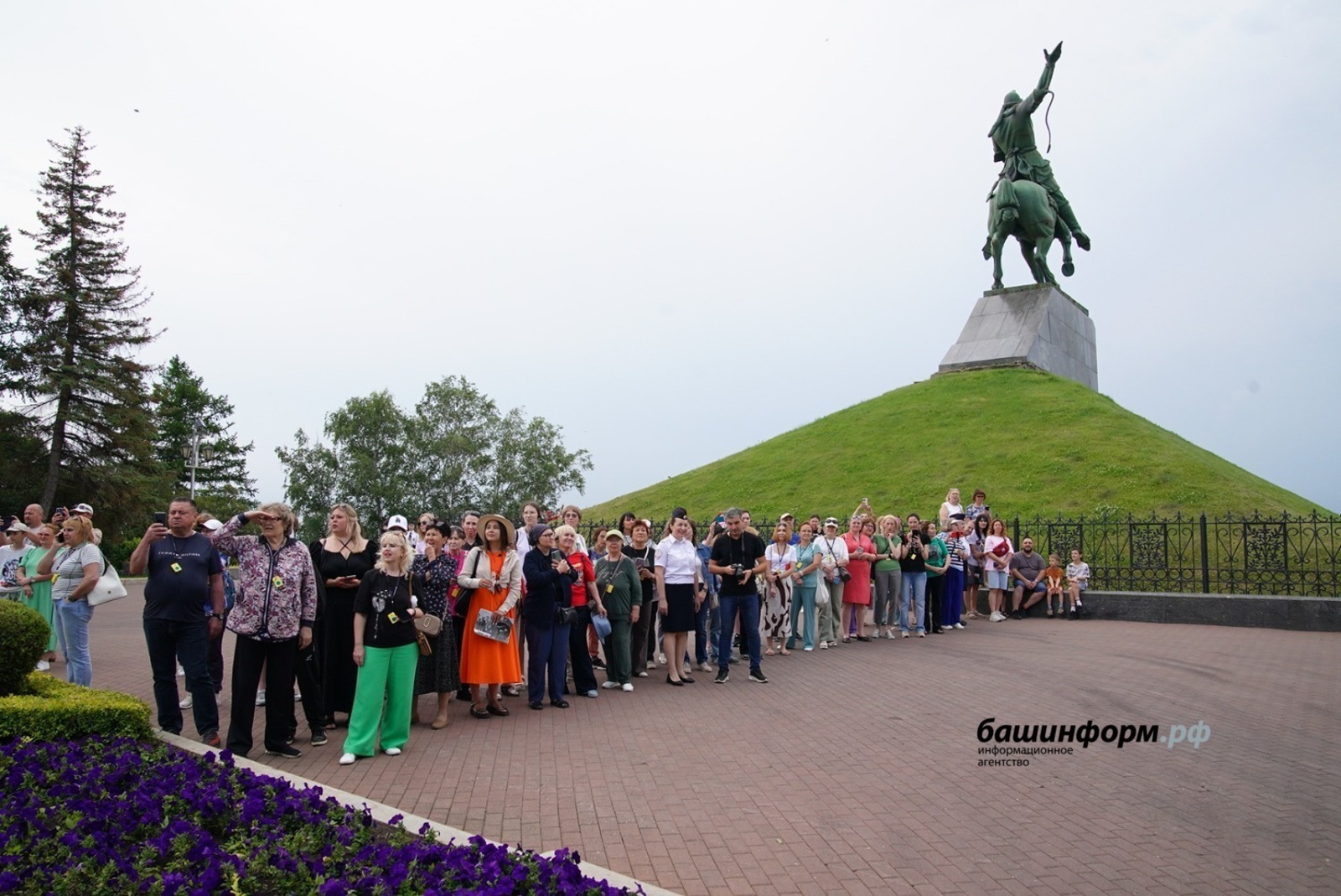 Олег Яровиков