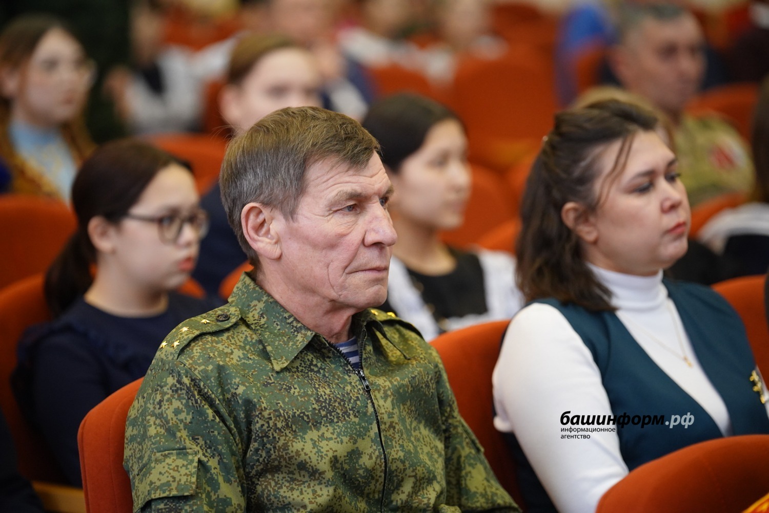 Олег Яровиков