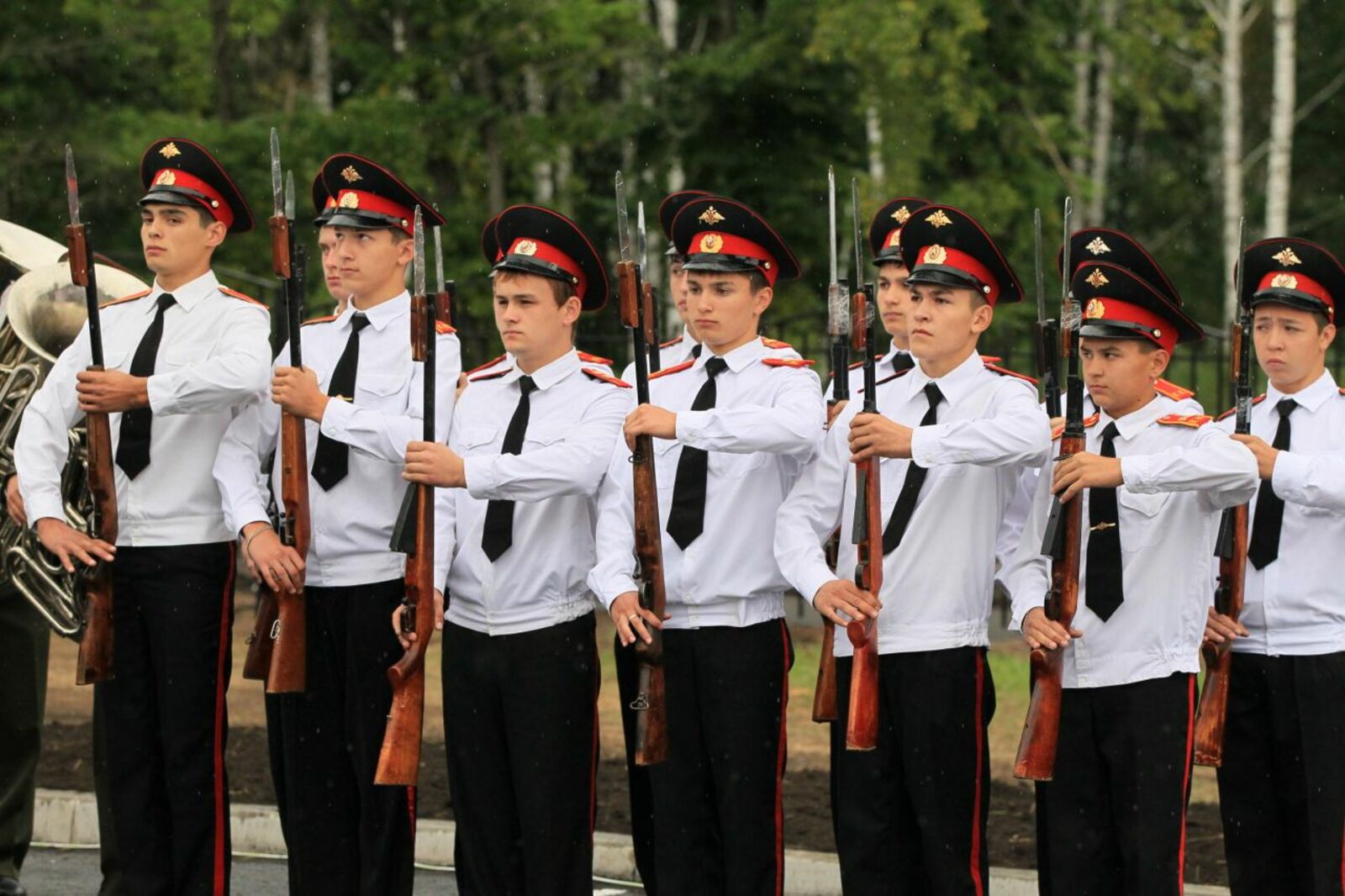 Олег Яровиков