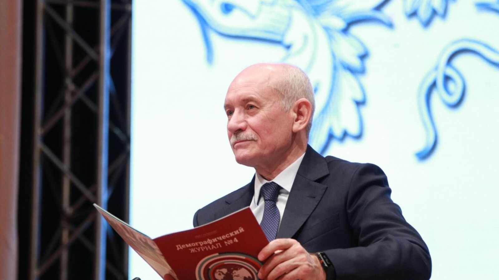 Олег Яровиков