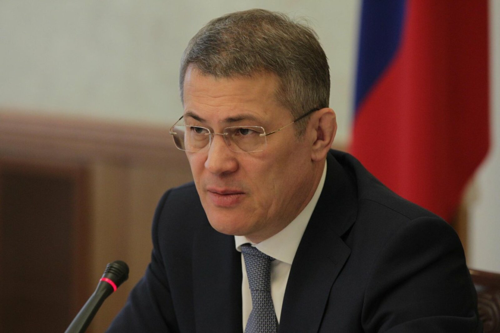 Олег Яровиков
