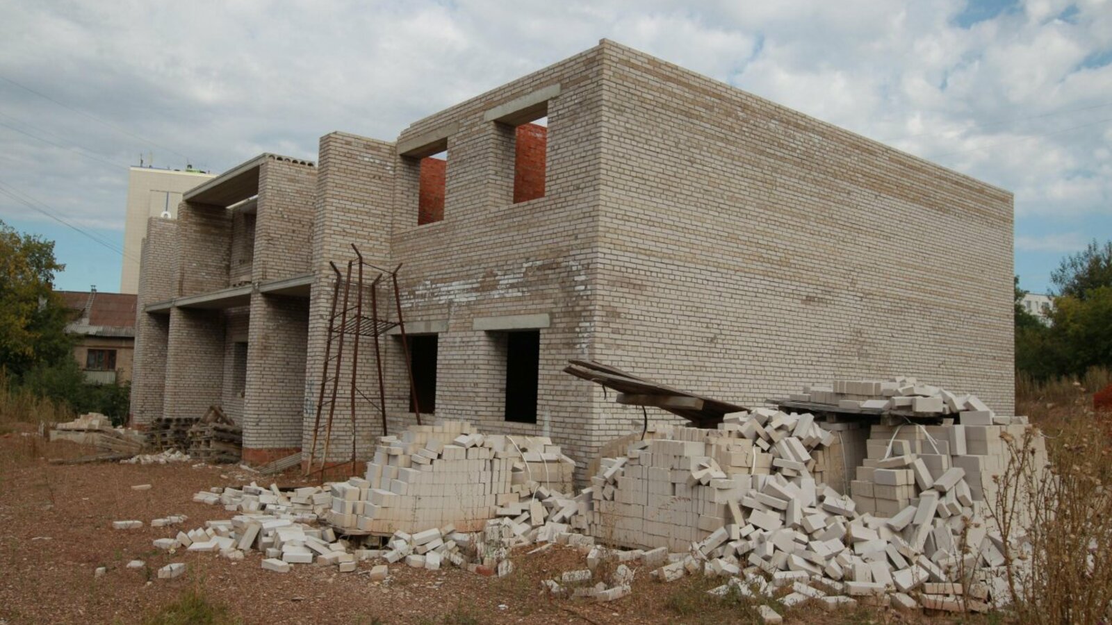 Олег Яровиков