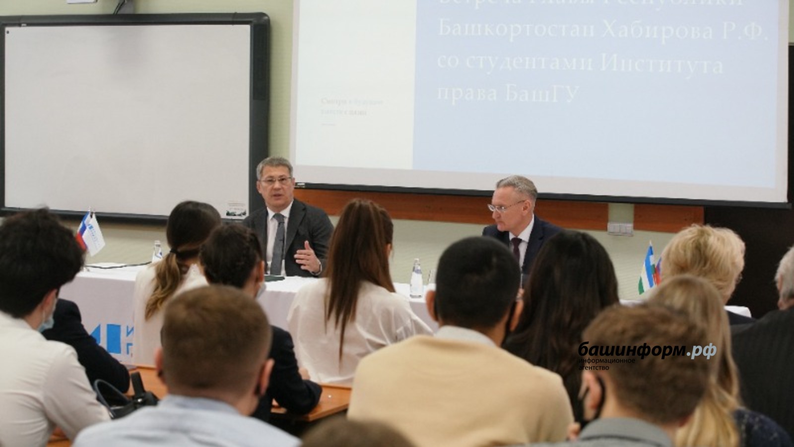 Олег Яровиков