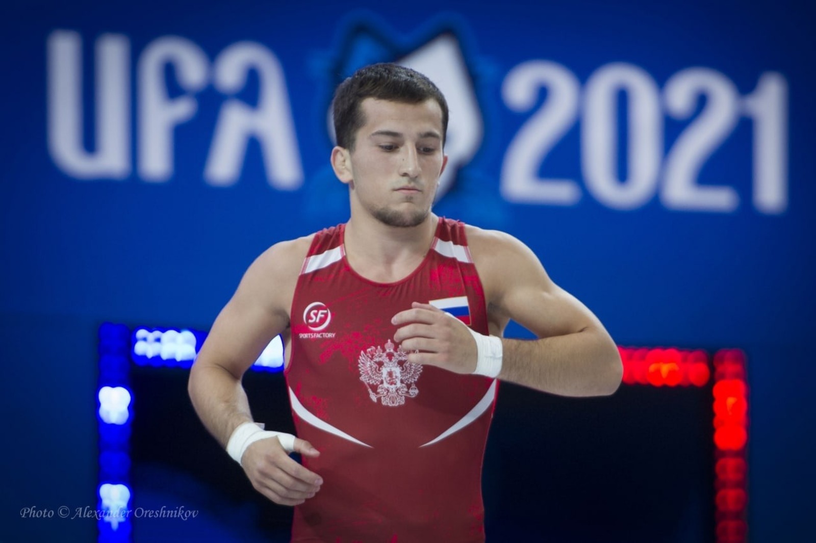 Александр Орешников  Саид-Хусейн Бакаев вышел в финал второго турнира Борцовской лиги Поддубного