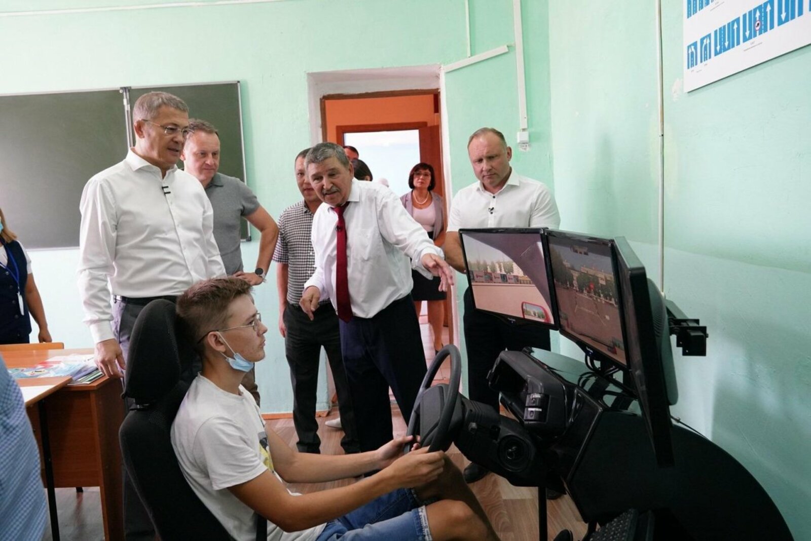 Олег Яровиков