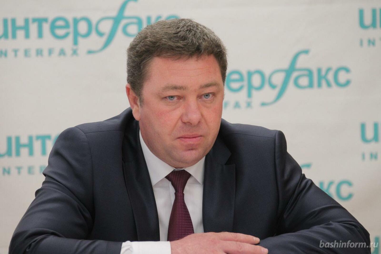Олег Яровиков