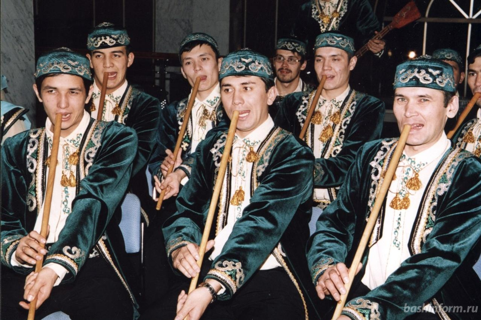 Олег Яровиков