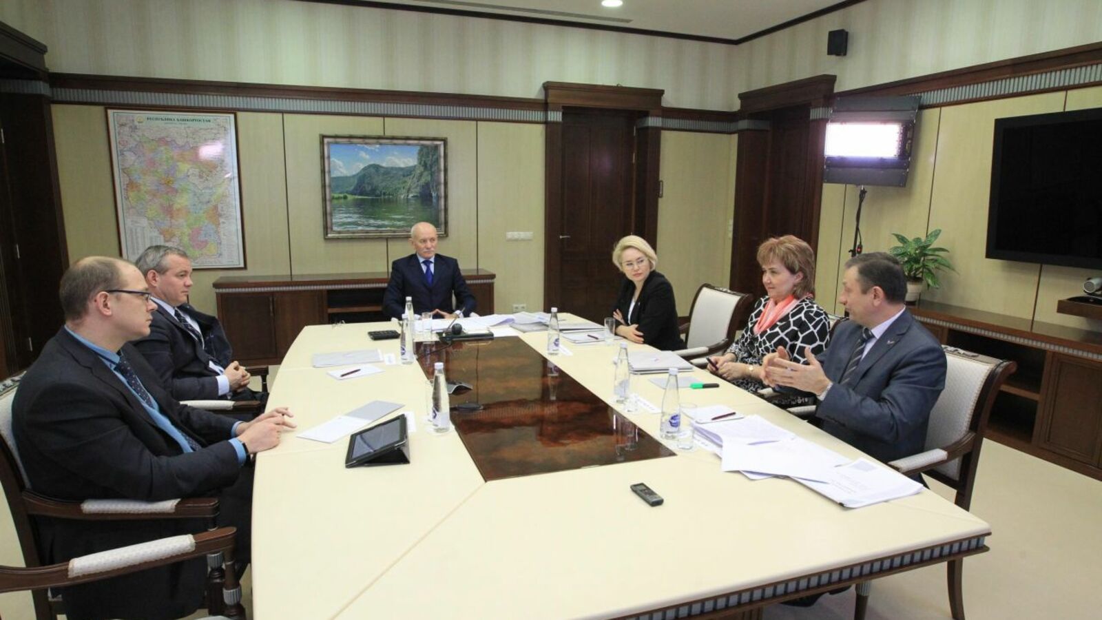 Олег Яровиков