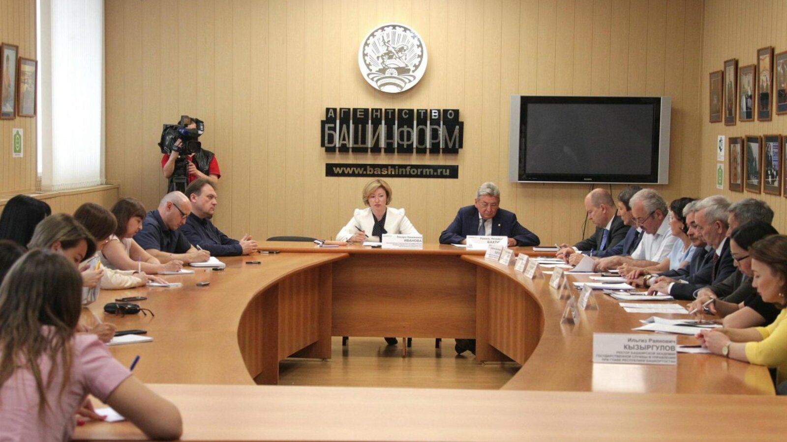 Олег Яровиков