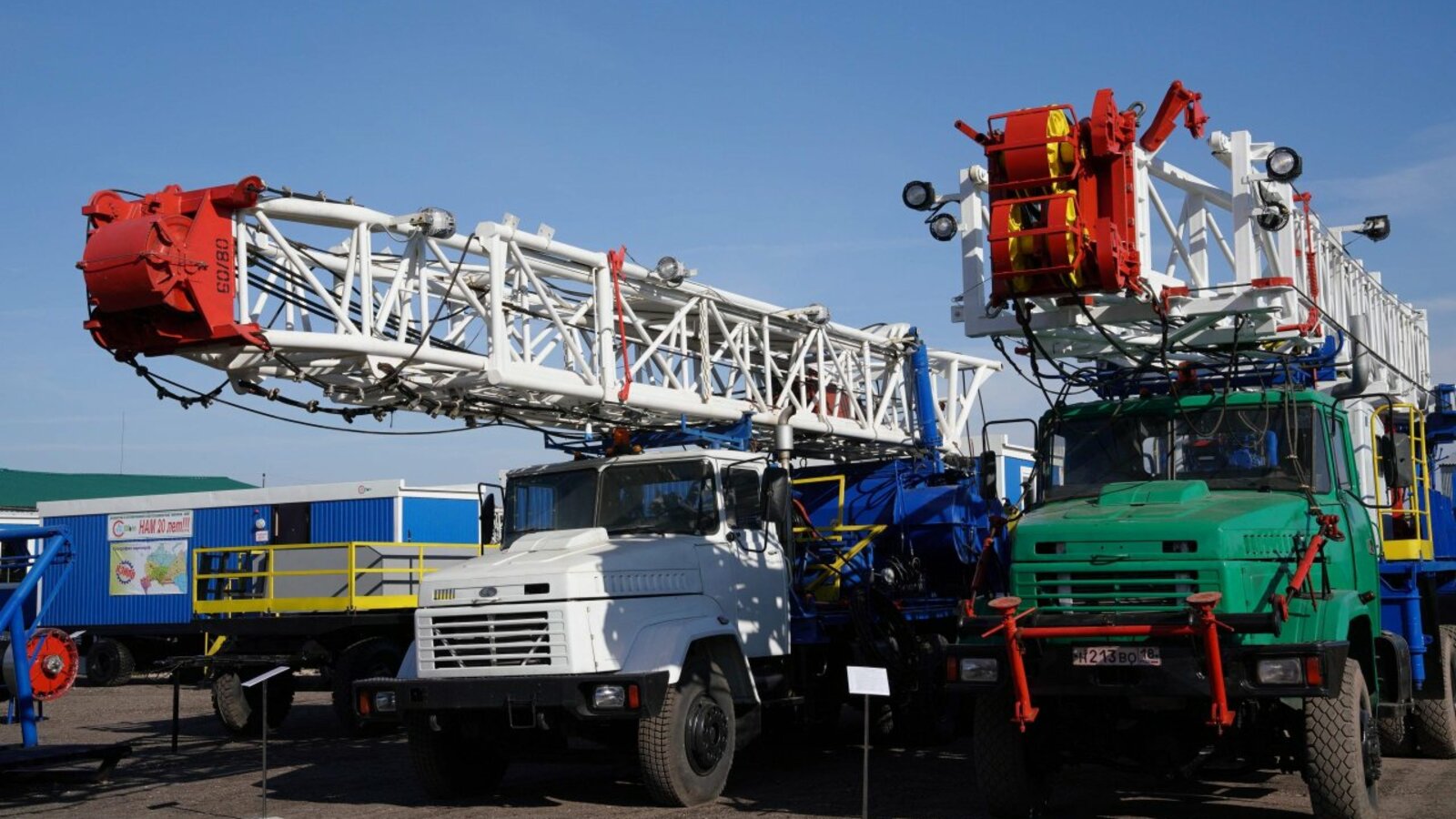 Олег Яровиков