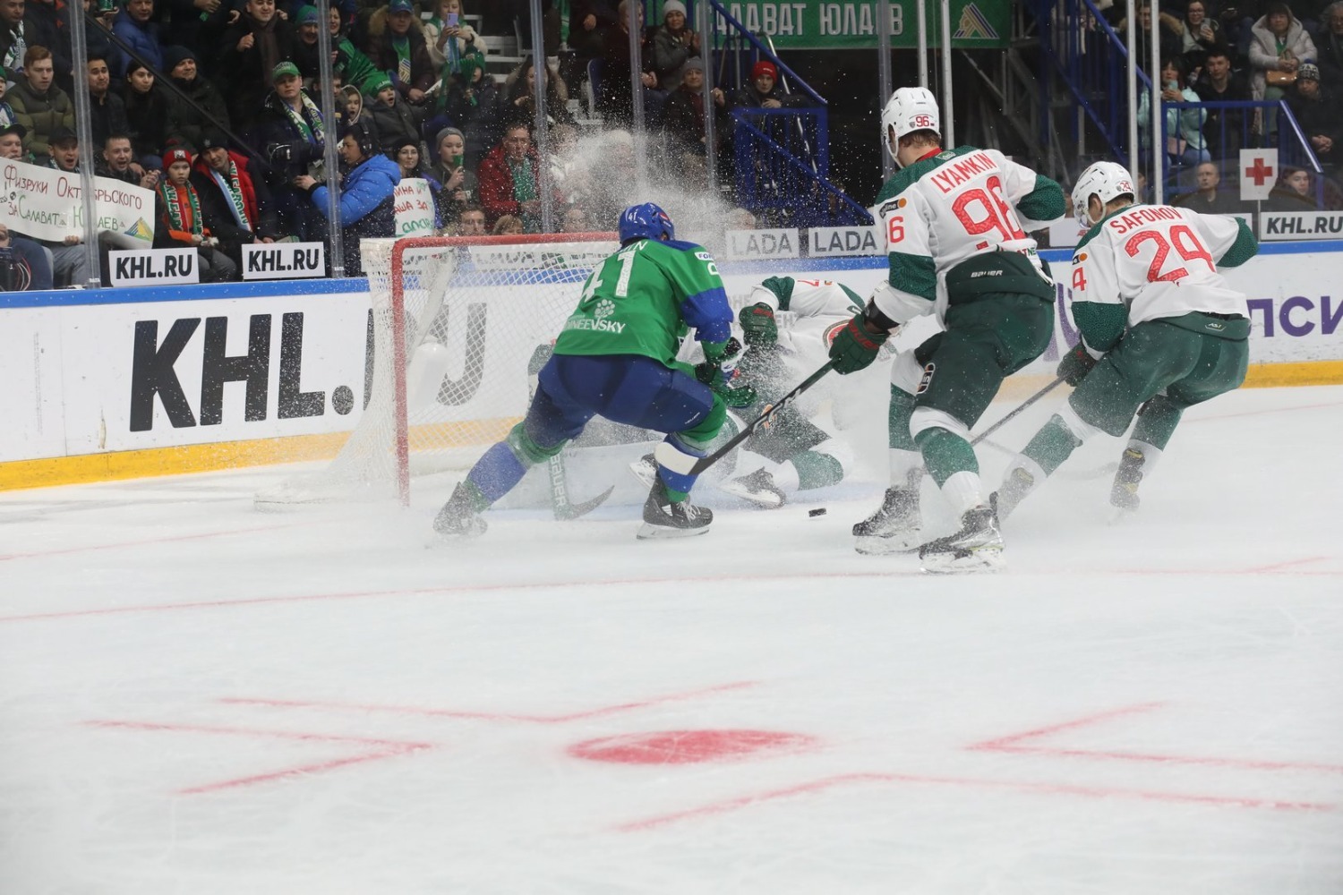 Валерий  Шахов