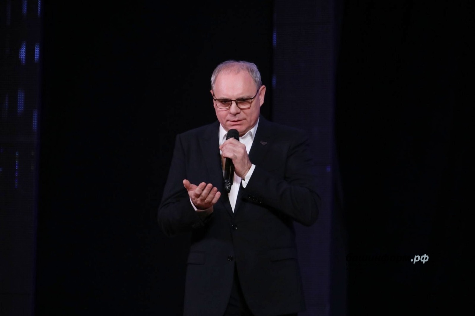 Валерий Шахов