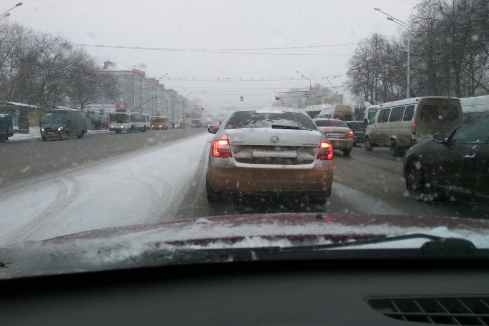 Олег Яровиков