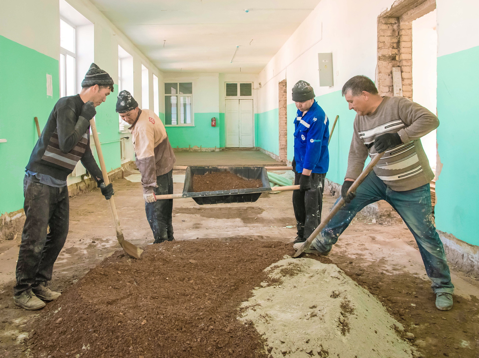 В Туймазинском районе по федеральной программе ремонтируют школу