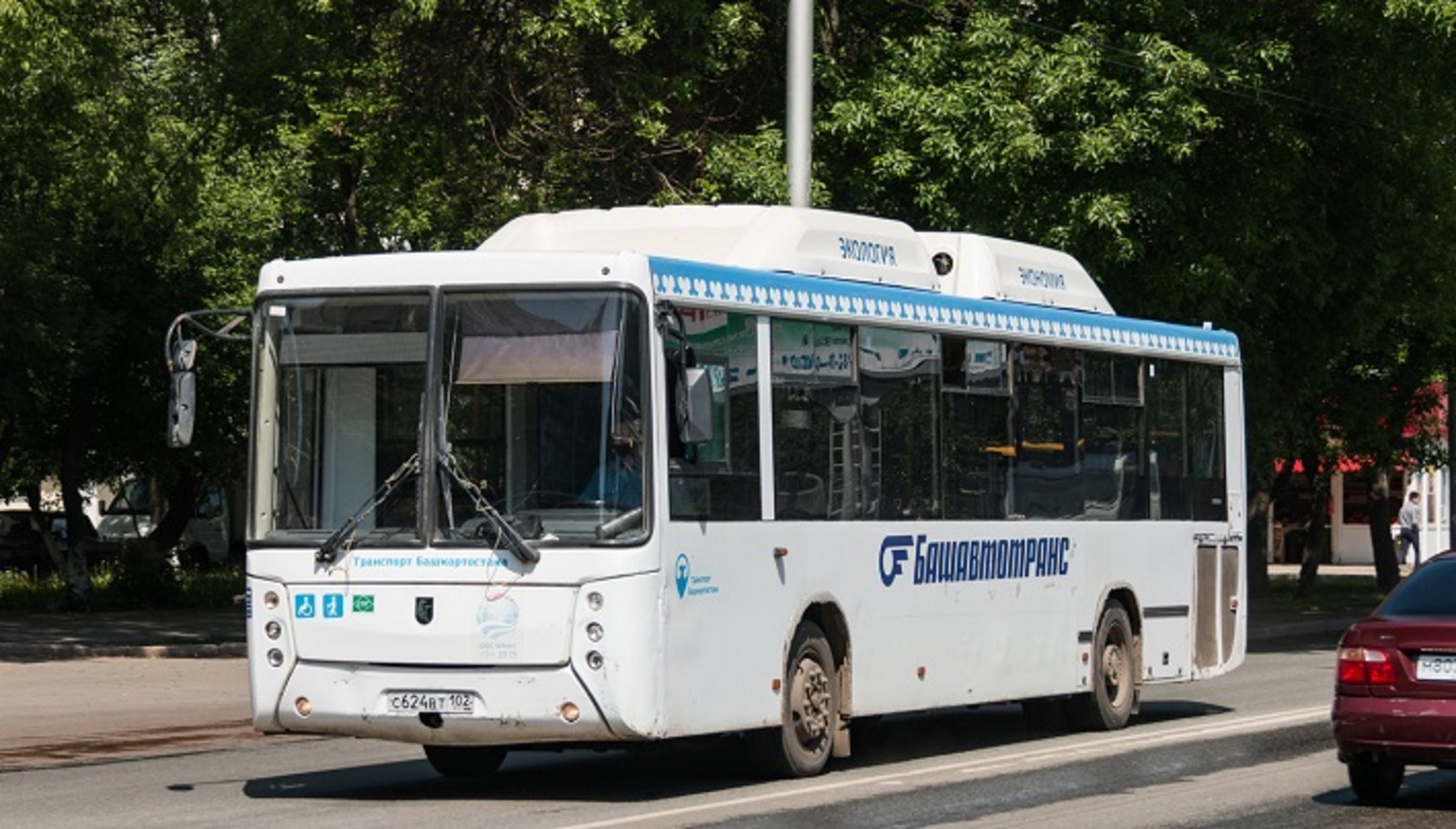 В Уфе рассказали, как будут ходить автобусы до кладбищ 30 апреля и 3 мая
