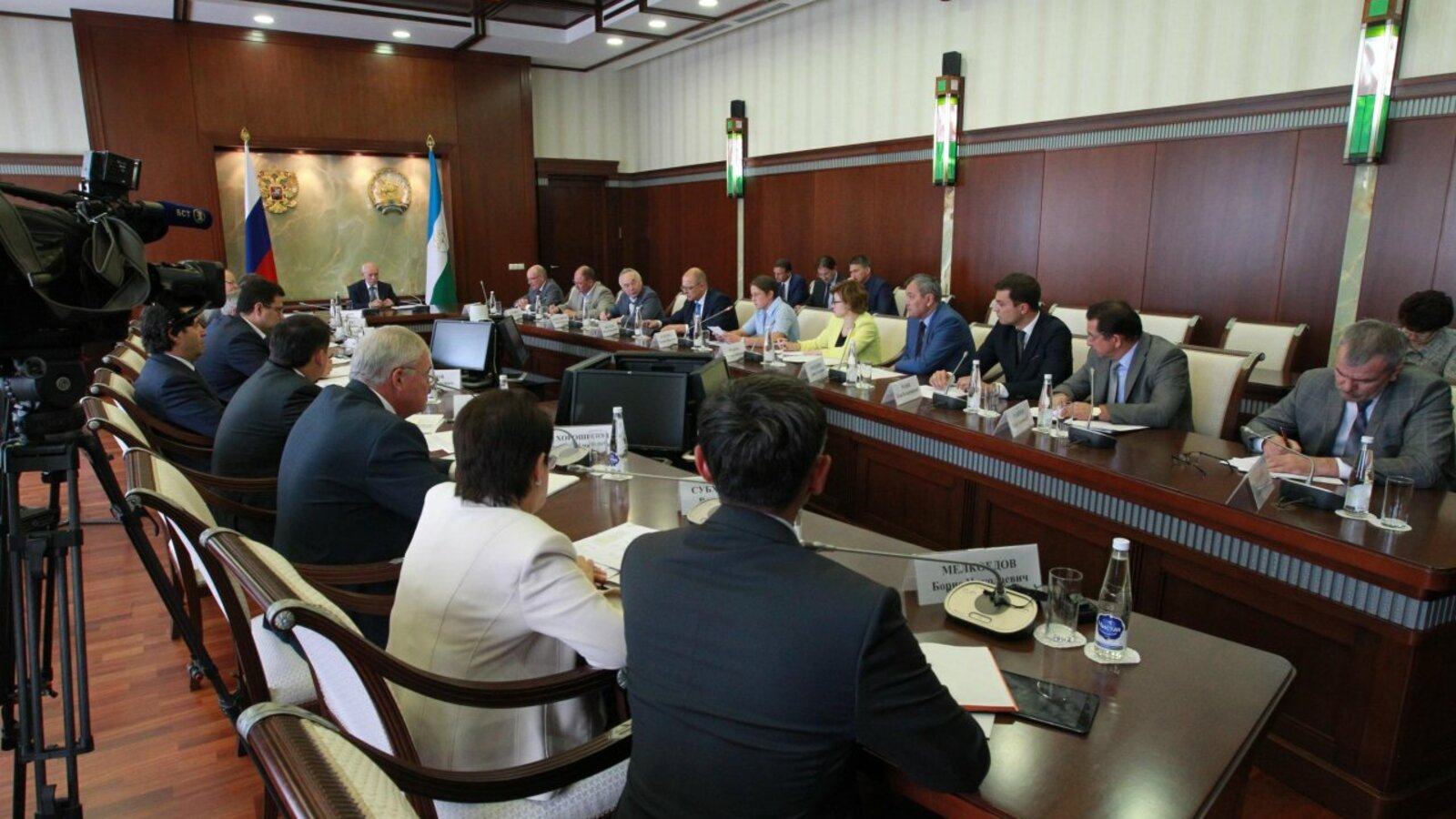 Олег Яровиков