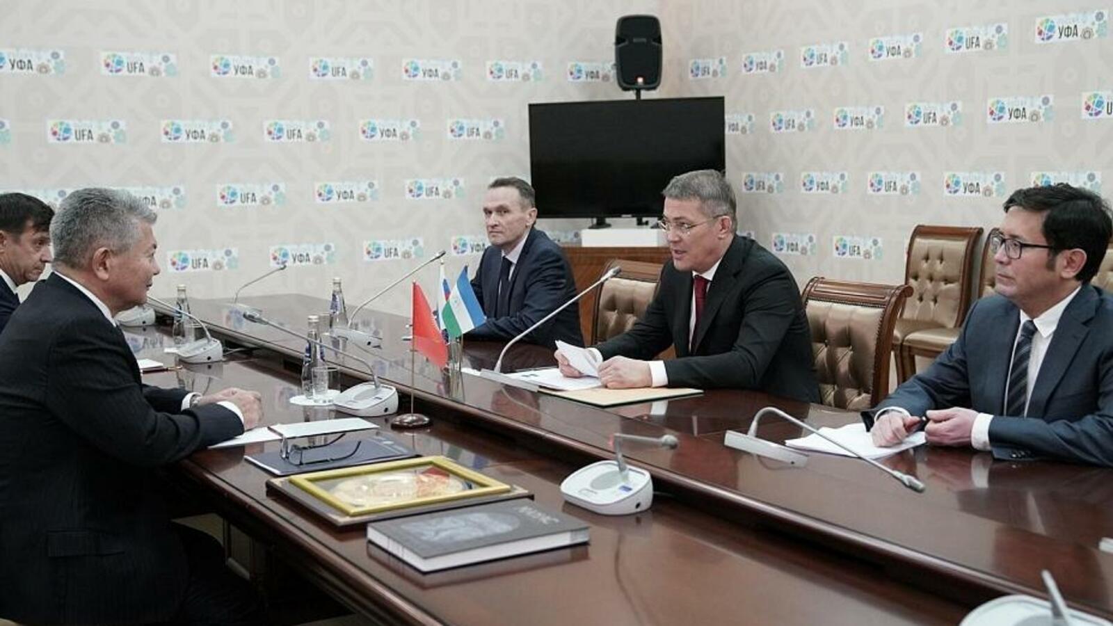 Олег Яровиков