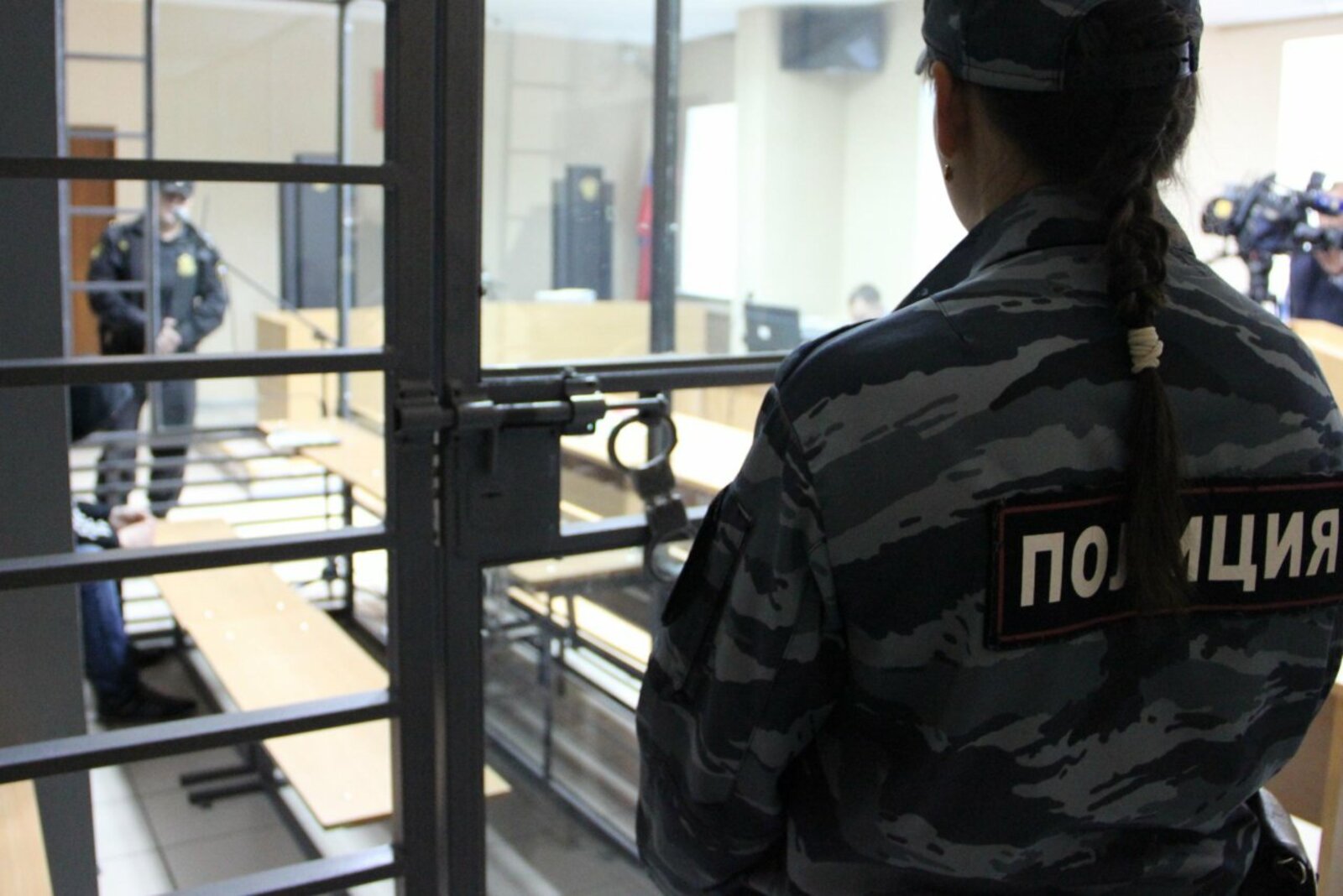 автор